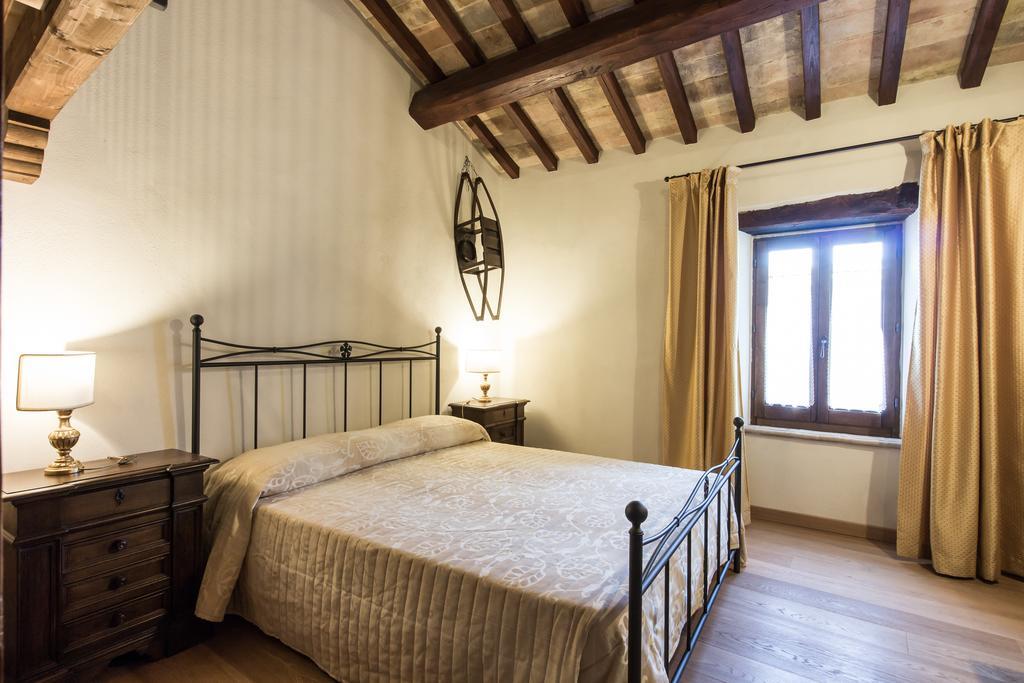 Domus In Castro Bed & Breakfast Montecchio  Cameră foto