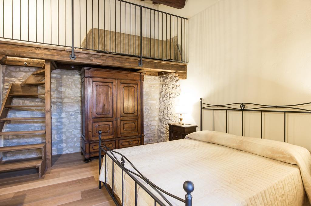 Domus In Castro Bed & Breakfast Montecchio  Cameră foto